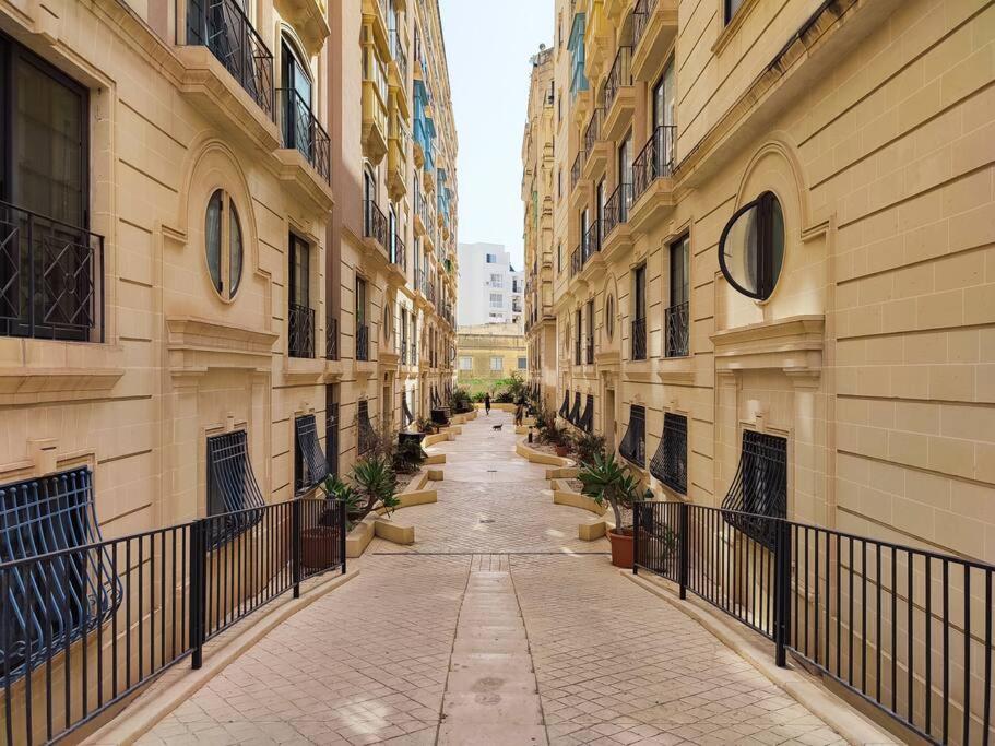 LA88 Belmonte Apartment Sliema Buitenkant foto